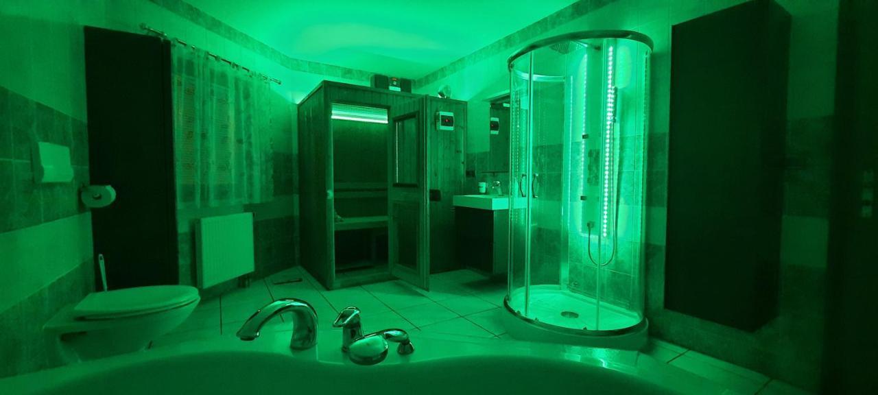 Pool Apartments Карлові Вари Екстер'єр фото